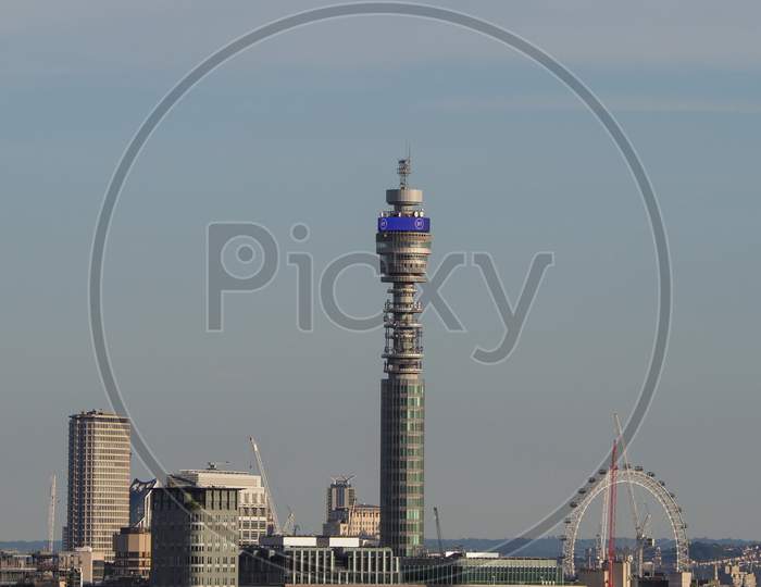 London, Uk - Circa September 2019: View Of London Skyline From Primrose Hill North Of Regent'S Park