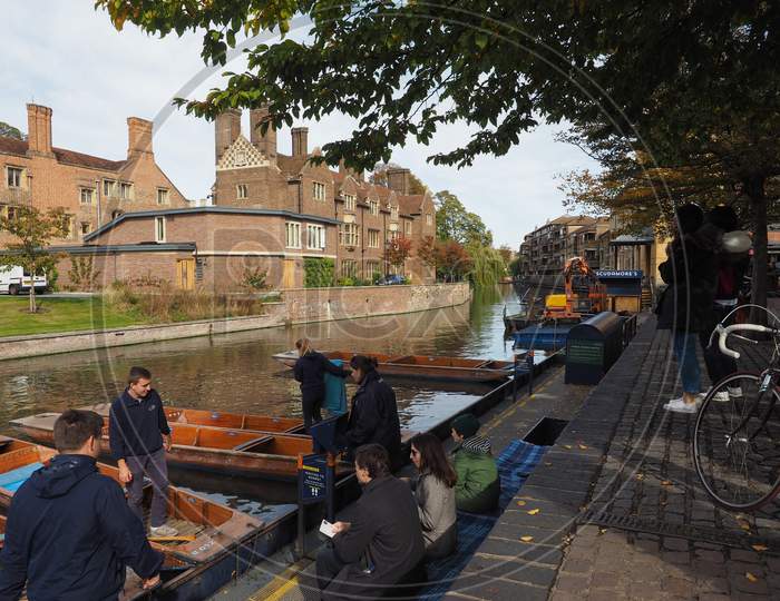 Cambridge, Uk - Circa October 2018: Punting On River Cam