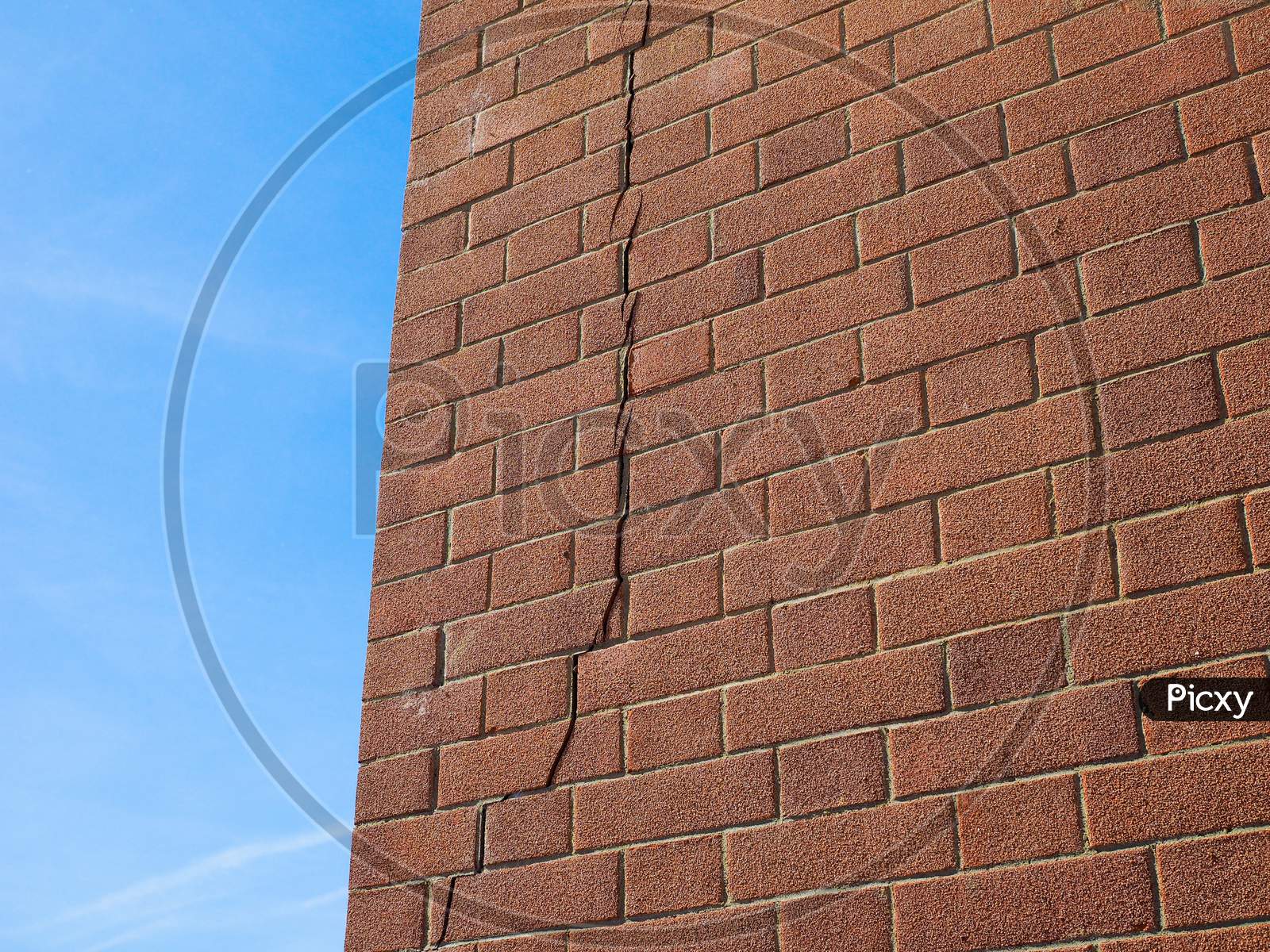 Cracked Wall Detail