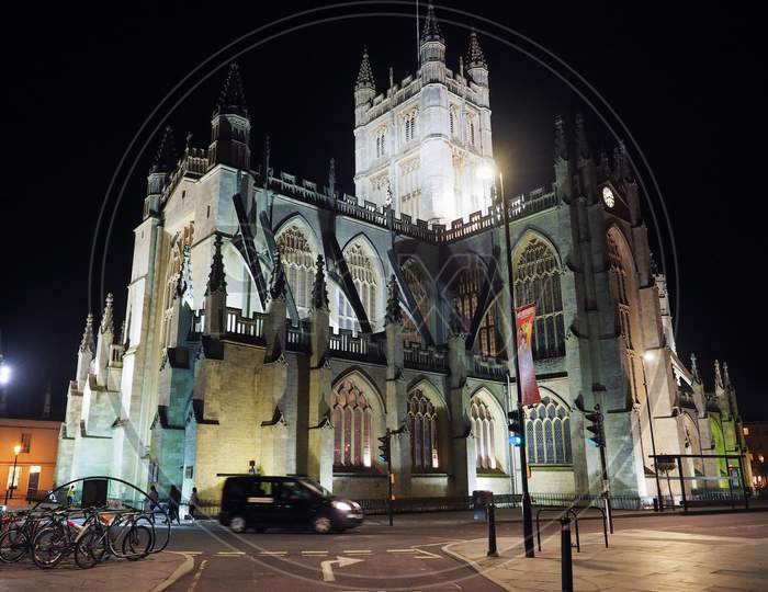 Bath, Uk - Circa September 2016: The Abbey Church Of Saint Peter And Saint Paul (Aka Bath Abbey) At Night