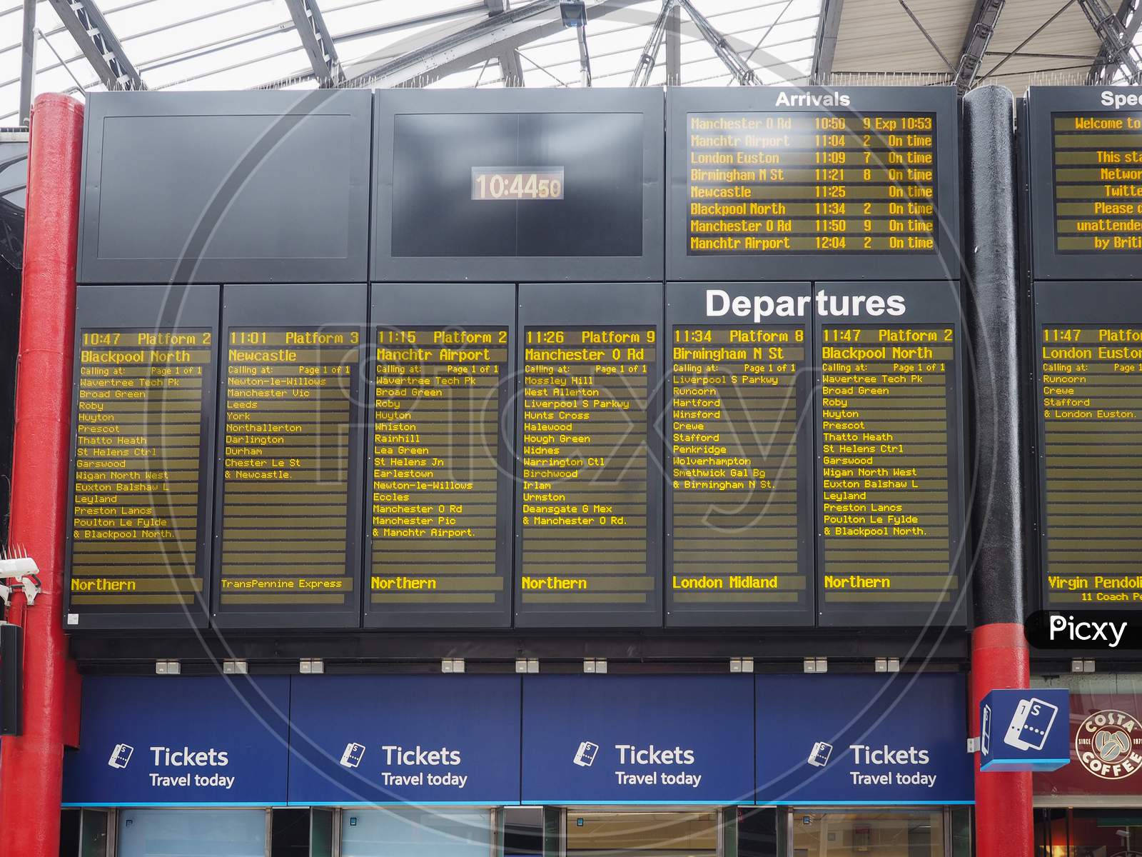 Liverpool, Uk - Circa June 2016: Timetable Of Arrivals And Departures Of Trains At Liverpool Lime Street Station