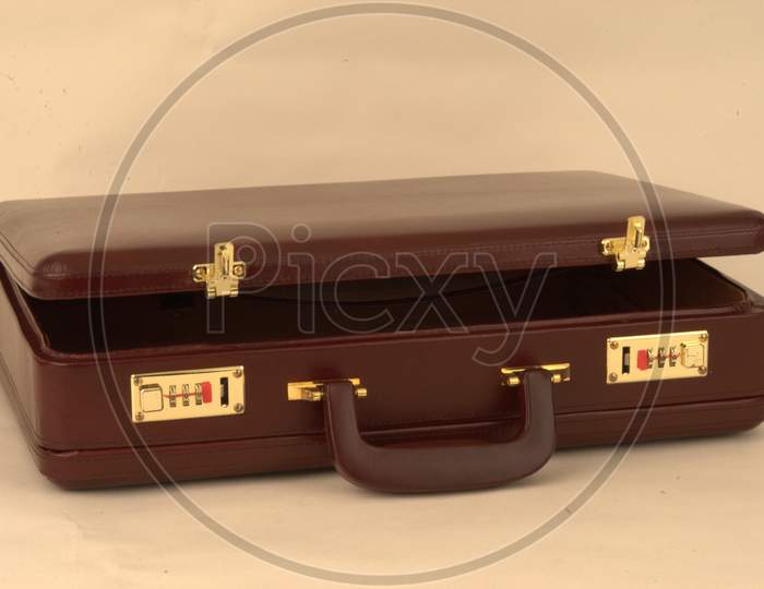 Leather Briefcase Classic at studio
