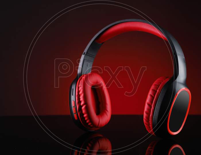 Wireless Bluetooth Headphones Music In Red And Black Color