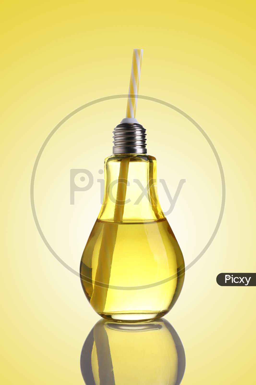 Yellow Colored Bulb Shaped Drinking Glass With Straw