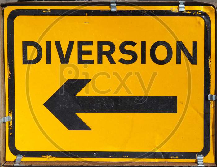 Diversion Direction Sign