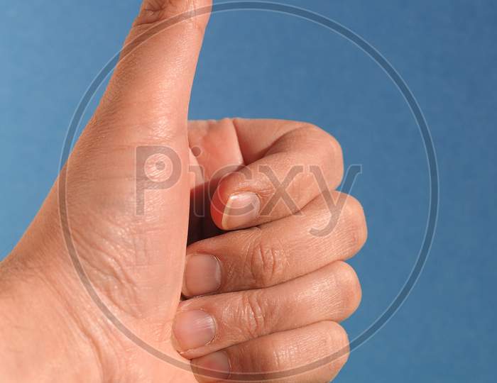 Thumb Up Sign