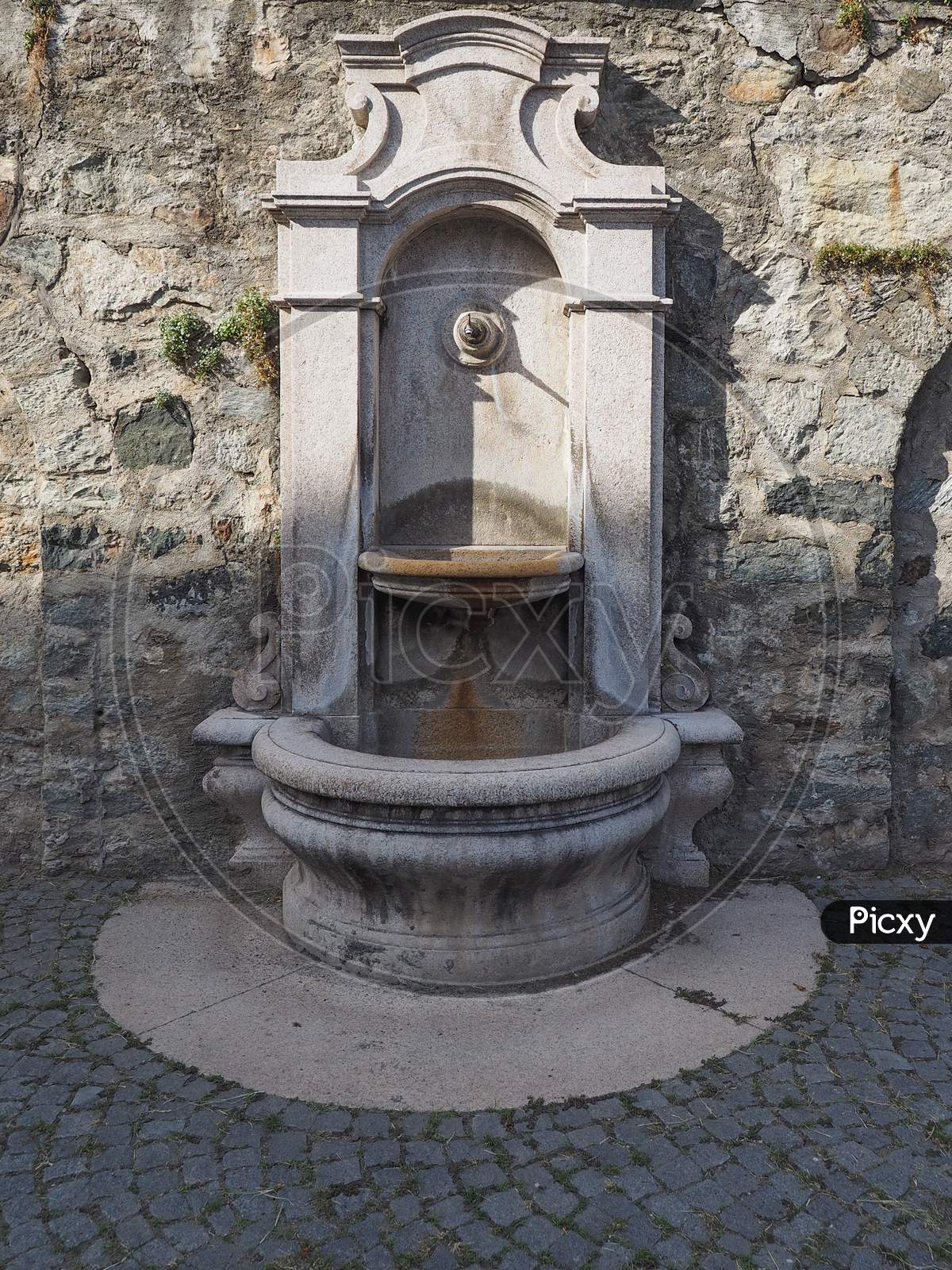 Drinking Water Fountain