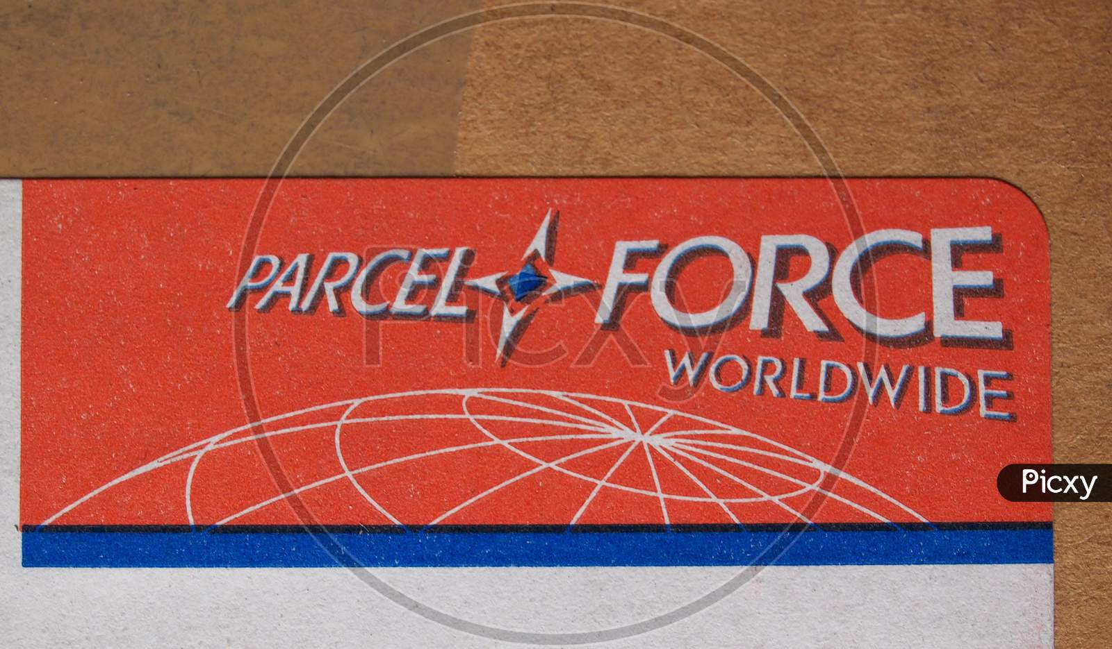 London, Uk - December 05, 2015: Logo Of Parcel Force Courier Part Of The Royal Mail Group
