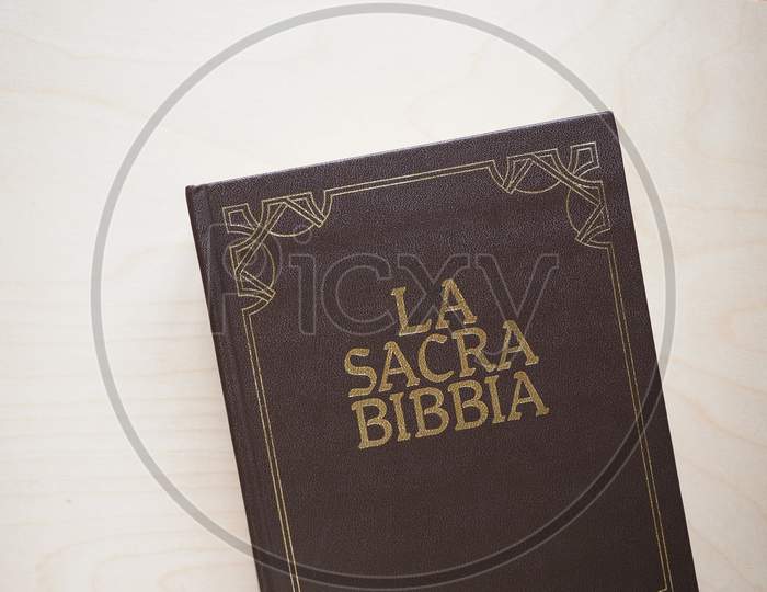 La Sacra Bibbia (The Holy Bible) Book