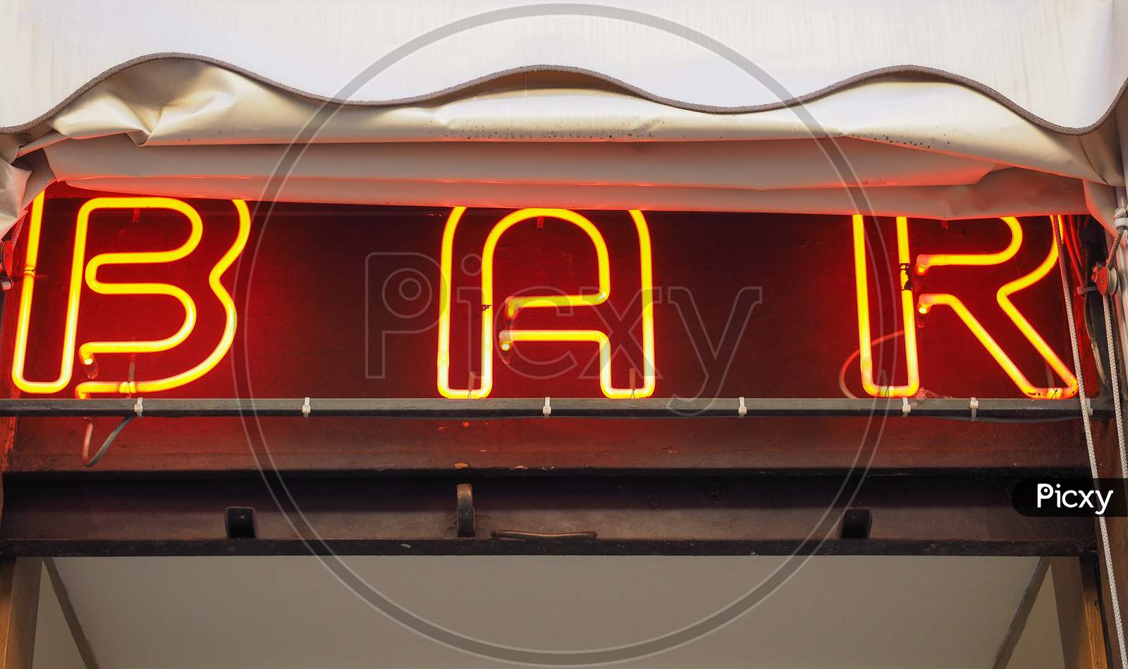 Image of Red Bar Sign-YW758220-Picxy