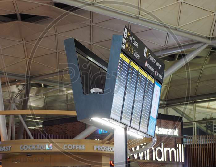 Edinburgh, Uk - Circa June 2018: Departures Timetable At Edinburgh Airport
