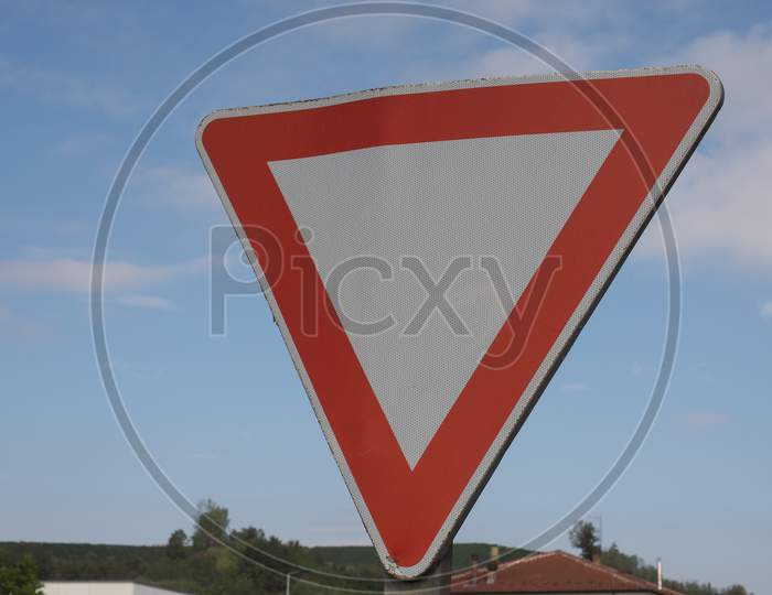 Give Way (Yield) Sign