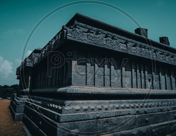 Raja Gopuram built by Pallavas, This is UNESCO's World Heritage Site located at Great South Indian architecture, Tamil Nadu, Mamallapuram, or Mahabalipuram