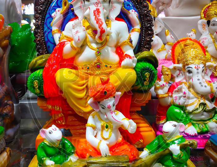Hindu God Ganesha Statue On Selling Market For Ganesh Chaturthi Festival.