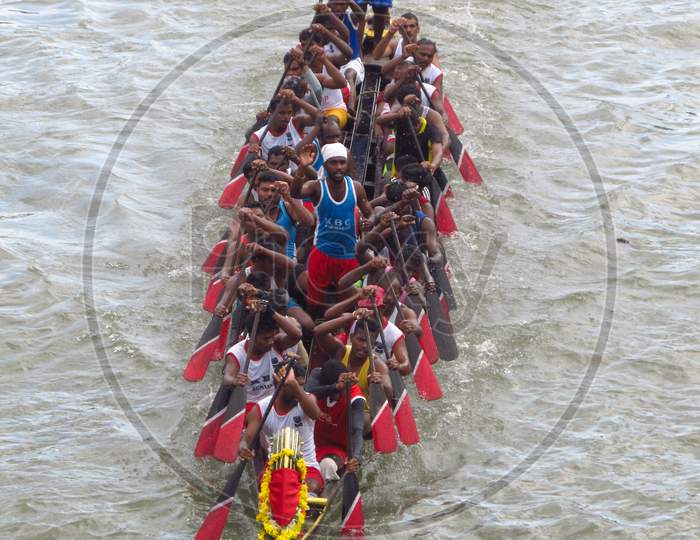 Irruttukuthi boat (type of the boat) heading towards finishing point in the Kottayam boat race, India