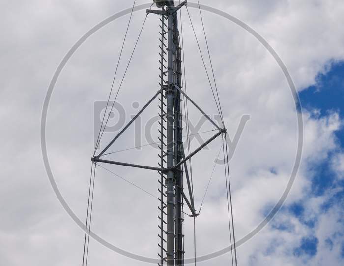 Communication Tower Antenna