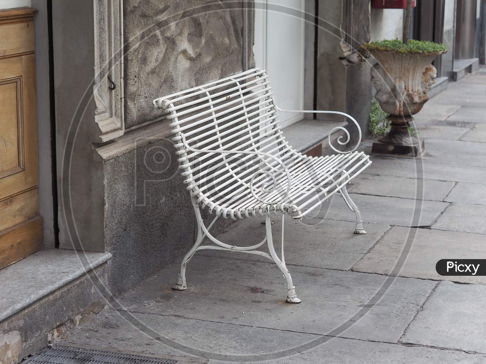 White Bench Chair