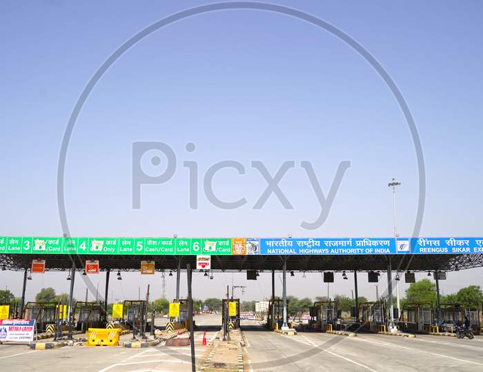 Indefinite Closed Highway Toll Plaza During The Ongoing Farmers Protest Against The Centre Farm Reform Laws, In Sikar