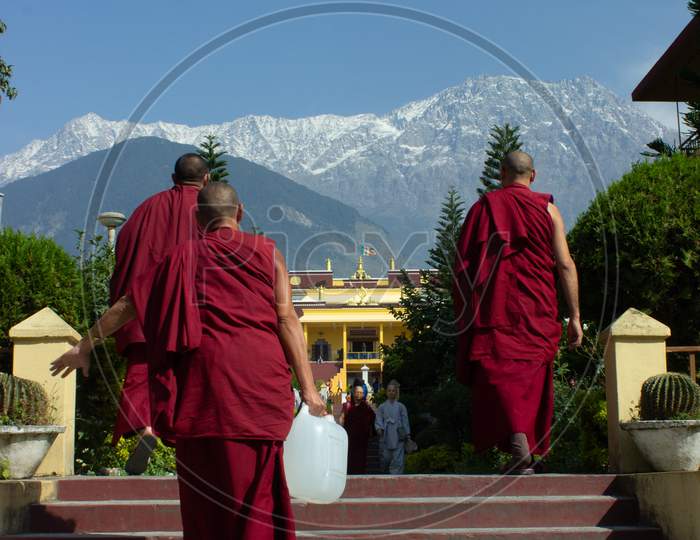 monasteries, monasteries in himachal pradesh, monastery in dharamshala
