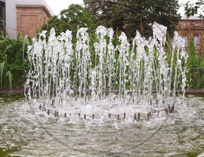 Fountain Water Flow