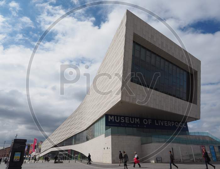 Liverpool, Uk - Circa June 2016: The Museum Of Liverpool Designed By Danish Architects 3Xn At Pier Head Part Of Liverpool Maritime Mercantile City