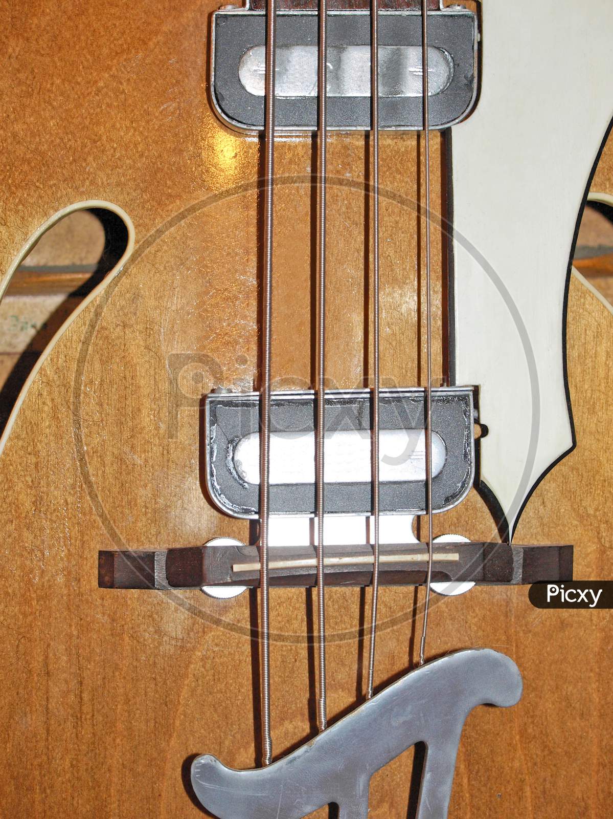 Bass Guitar Strings