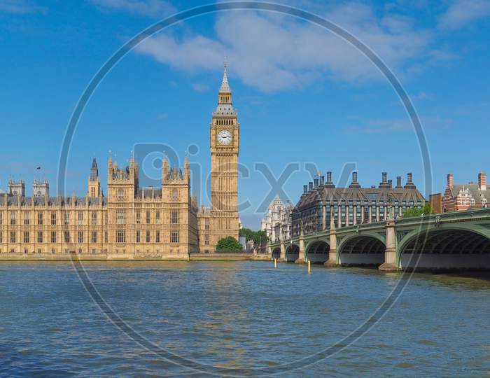 London, Uk - June 10, 2015: High Resolution Panoramic View Of The Houses Of Parliament Big Ben And Westminster Bridge Seen From River Thames