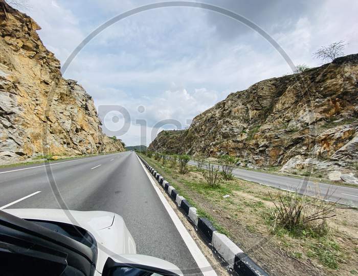 Udaipur Highway