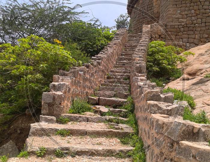 Bhuvanagiri Fort ruins path 3