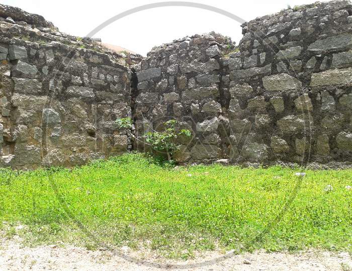 Bhuvanagiri Fort wall 2