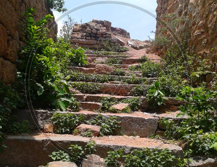 Bhuvanagiri Fort ruins stairs