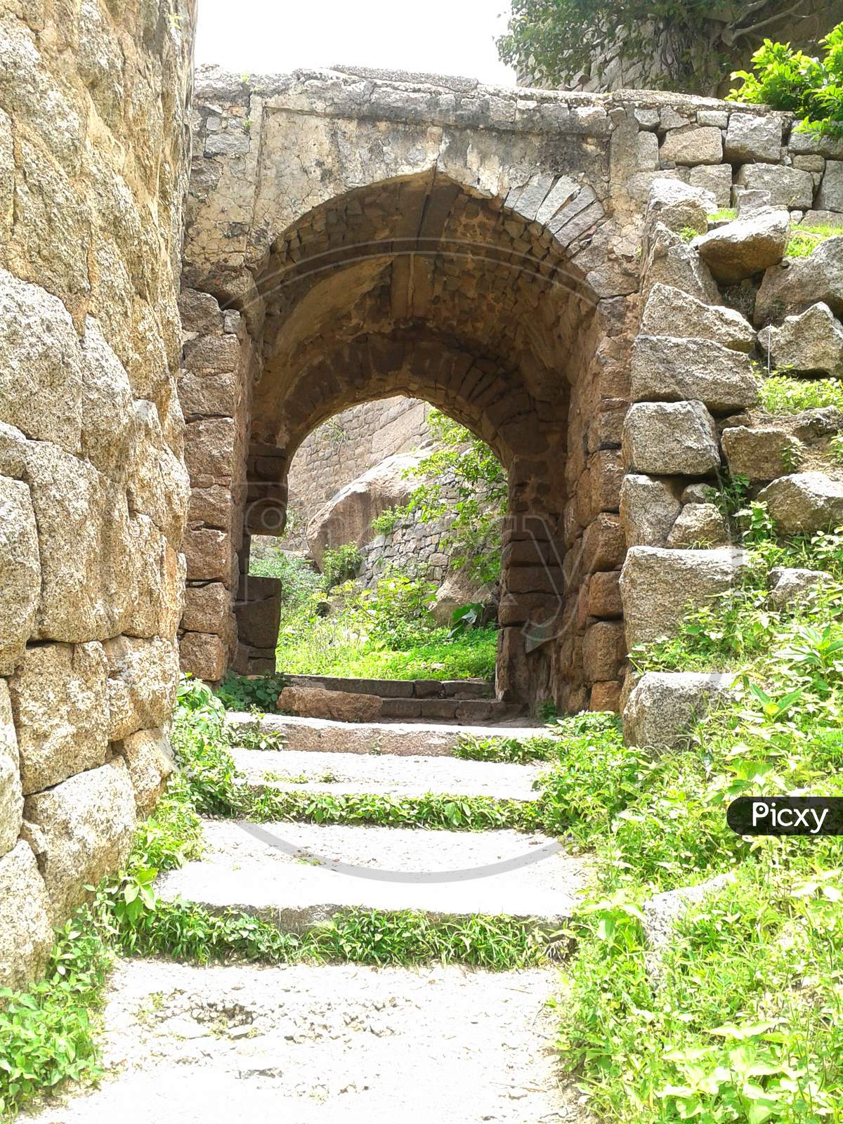 Bhuvanagiri Fort ruins gateway