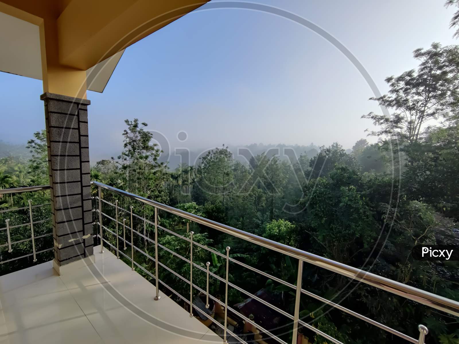 Amazing Nature View From The Home Balcony