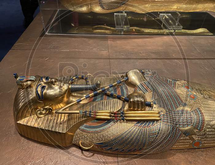 Tomb Treasure Of Egypt Pharaoh Tutanchamun. Inner Gold Coffin Shows The Mummy Of King. 14.03.2021 - Oerlikon, Switzerland.