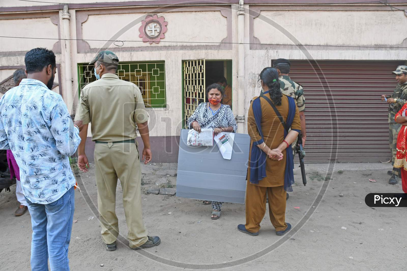 Election Commission officials escorted by the Central Forces were seen visiting door to door to help elderly citizens exercising their voting rights across the 8 Assembly Constituencies in Purba Bardhaman District