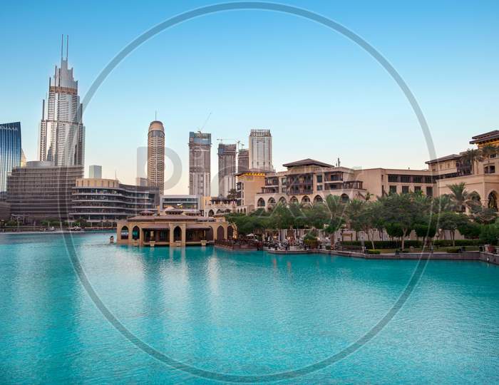 7Th Jan 2021,Dubai,Uae . Beautiful View Of The Souk Al Bahar ,The Dubai Mall, Hotels And Other Buildings Captured At The Recreational Boulevard Area Of The Burj Park , Dubai,Uae.