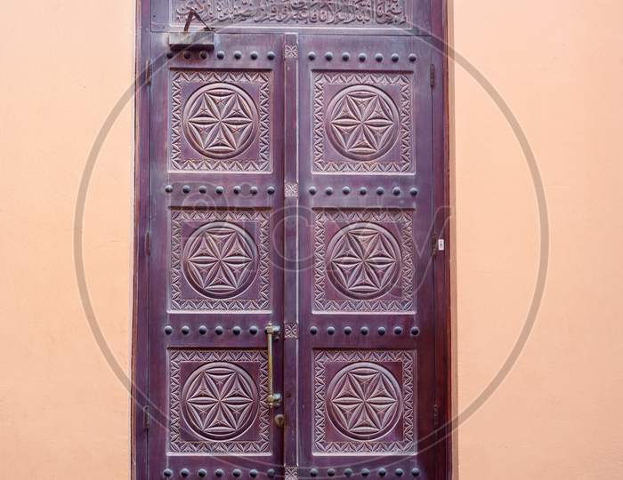 Feb 27Th, 2021, Bur Dubai, Uae. View Of A Old Vintage Door At The Grand Mosque Captured At Bur Dubai, Uae.