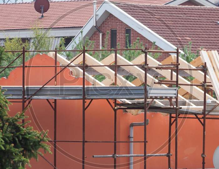 House Roof Construction