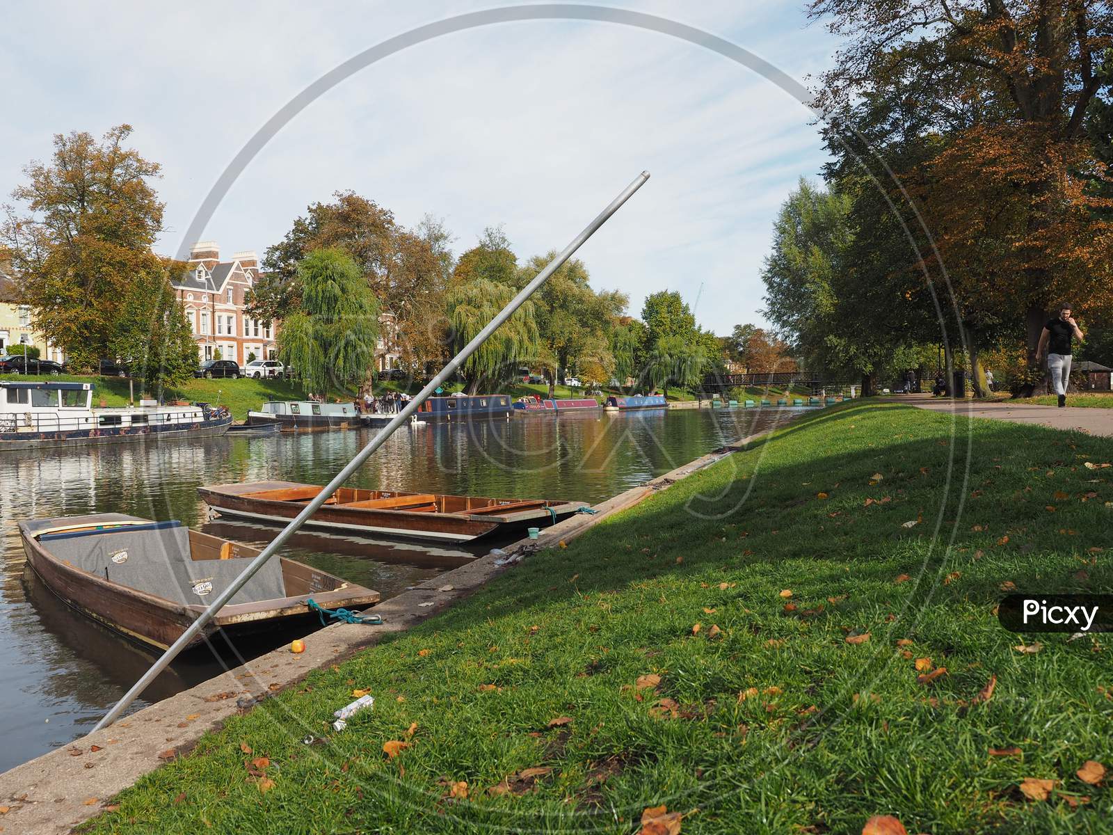 Image of Cambridge, Uk - Circa October 2018: Punting On River  Cam-PT228857-Picxy