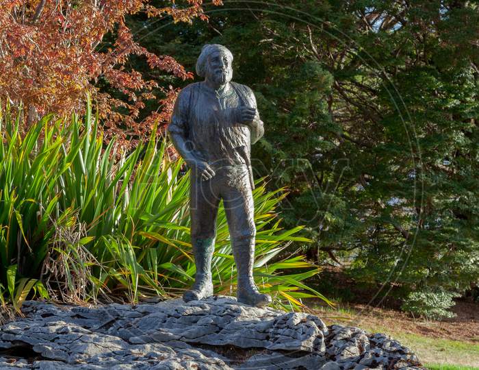 Te Anau, Fiordland, New Zealand - February 17 : Statue Of Quinton Makinnon 1851-1892 In Te Anau New Zealand On February 17, 2012