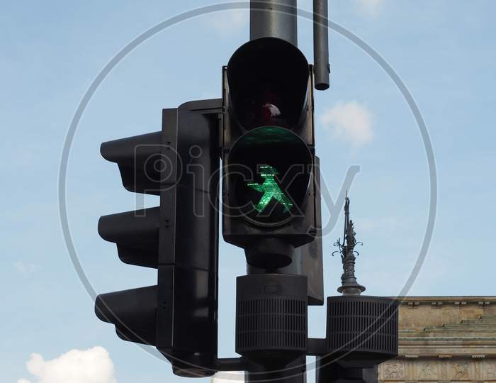 Green Light Traffic Signal