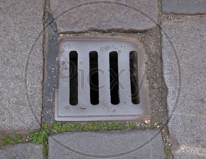 Metal Manhole Detail