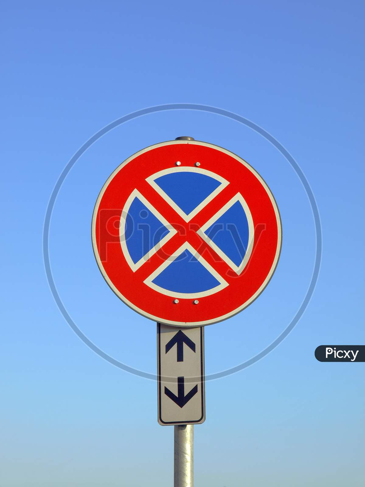 Image of No Parking Sign-YH937761-Picxy