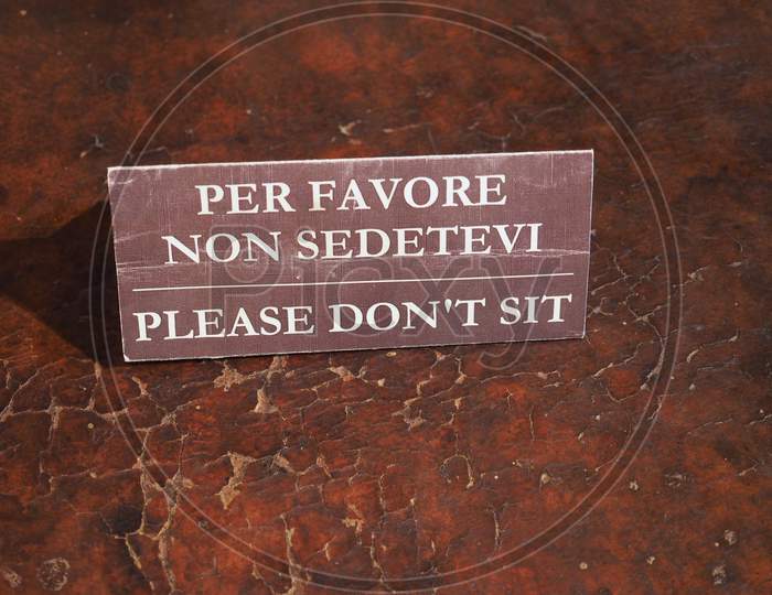 Please Don'T Seat Sign