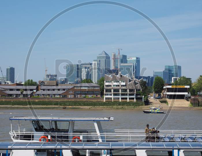 London, Uk - June 11, 2015: The Canary Wharf Business Centre Is The Largest Business District In The United Kingdom Here Seen From Greenwich