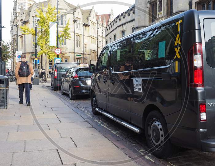 Cambridge, Uk - Circa October 2018: Panther Taxi Cab