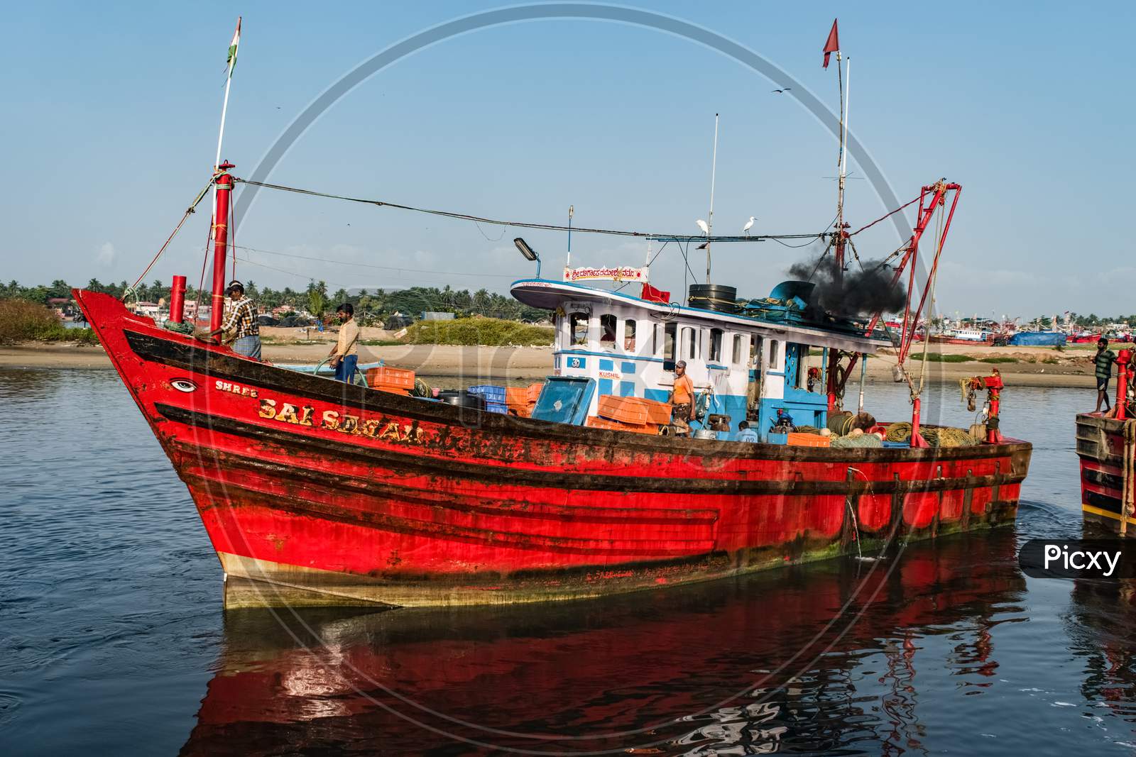 "Manglore, Karnataka,India - April 1St 2021:Mangalore Harbor Fishing Ship Is Getting Into Arabian Sea For Fishing"