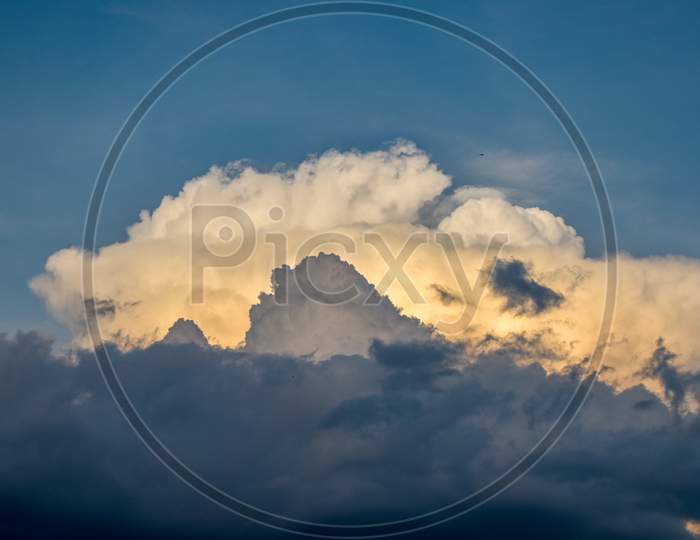 Beautiful Cloud View In The Evening