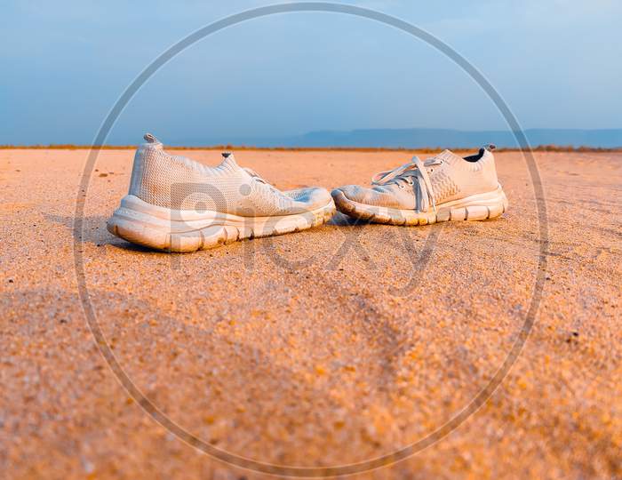 A White Shoes In Sand Land