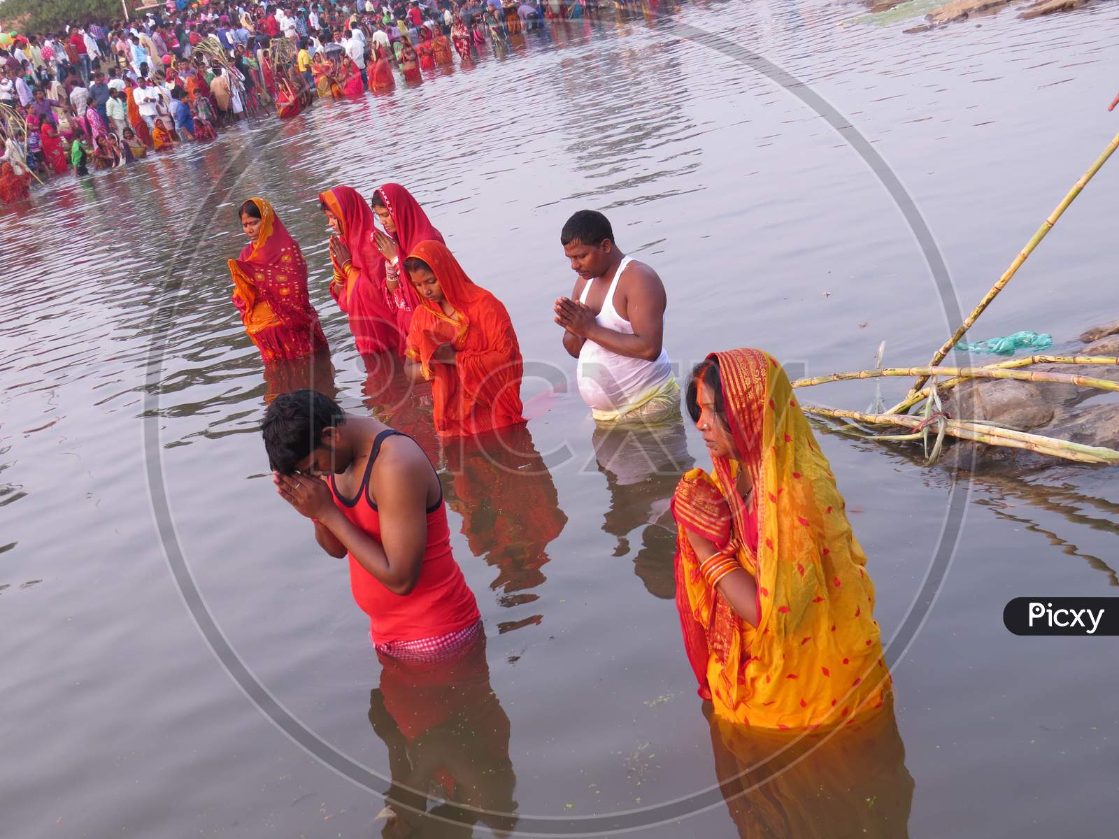 Image of morning chat pooja-PH374120-Picxy